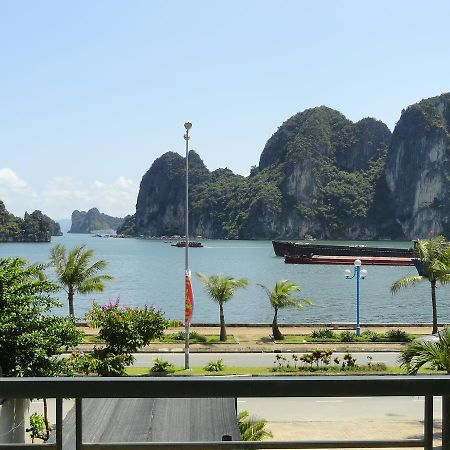 Ha Long Lily Homestay Extérieur photo